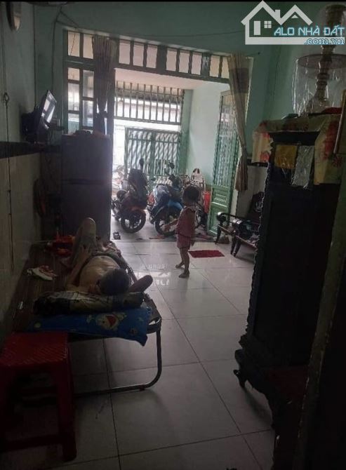Nhà ngộp Bán Gấp 750tr. Dt 72m2 SHR. Đ Ấp Chánh 1, Tân Xuân Hóc Môn ! - 4