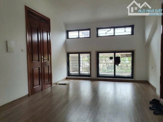 Bán BT Bắc Linh Đàm, nội thất lung linh, 230m2, 68 tỷ. - 4