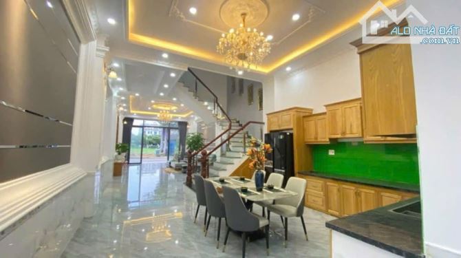 BÁN NHÀ HƯƠNG LỘ 2 , BTĐA , BÌNH TÂN - 5 X 14M - ĐƯỜNG NHỰA 10M - 3 TẦNG CHỈ 5.3 TỶ - 4