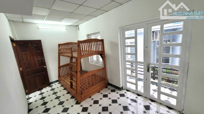 Bán nhà 2 tầng, 50m2 Nguyễn Ảnh Thủ, Hiệp Thành,Q12, không quy hoạch, không lộ giới, 3,xtỷ - 6