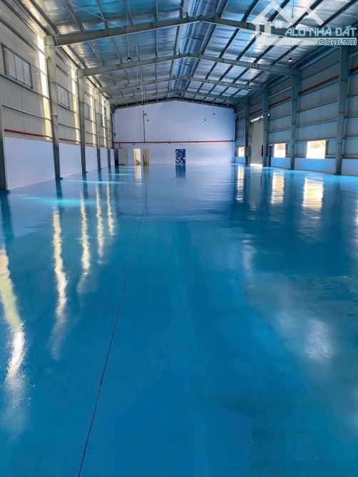 Xưởng 1800 Thuận An 45tr/tháng Nền epoxy Đường Xe Cont