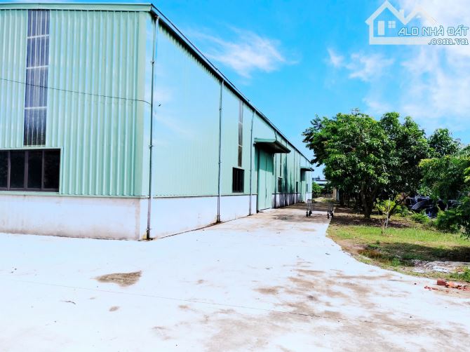 Cho thuê Kho - Xưởng. DT từ: 500m2, 1000m2, 1500m2,... đến 20.000m2 tại Tam Dương