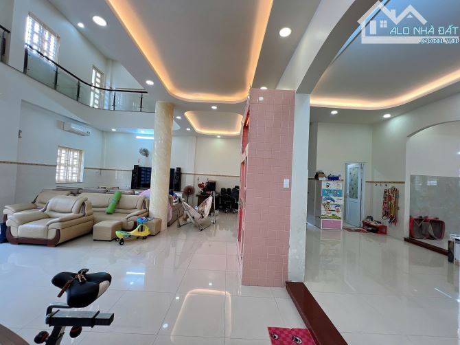 Bán nhà tòa nhà siêu vị trí MT Mạc Thị Bưởi Q.1 - 4.2x25m Hầm 8 tầng HĐT 700tr giá 150 tỷ. - 1