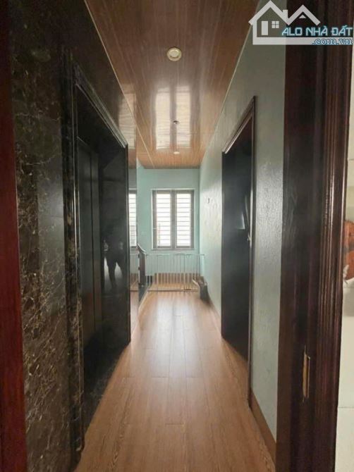 Nhà 5 tầng- 53m2- thang máy- gara ô tô- Đàm Quang Trung- Ngọc Thuỵ- Long Biên- Giá 8.9 tỷ - 1