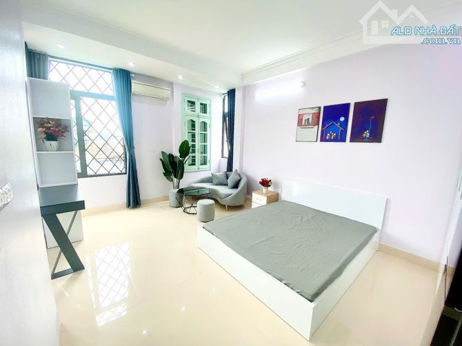 Cho Thuê CCMN Ngõ 87 Phố Vĩnh Phúc Ba Đình 30m2 Studio Cửa Sổ Thang Máy Ban Công Gần Chợ - 1