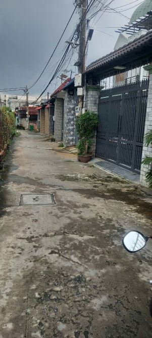 Bán Đất Có Nhà cấp 4 nhỏ,  Sổ Riêng qh Đất ở, dt 5 x 42m, hẻm ô tô, gần Ngã tư Phú Thọ, - 1
