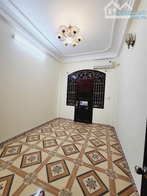 BÙI XƯƠNG TRẠCH - THANH XUÂN 5,5 tỷ Ngõ thông - BA GÁC ĐỖ CỬA - 1