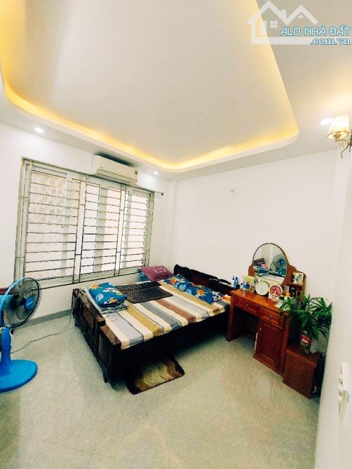 Bán Nhà Tam Trinh - Mai Động, 1 Bước Ra Minh Khai, Nhà Đẹp 5 Tầng, 30m2, Nhỉnh 4 Tỷ - 2