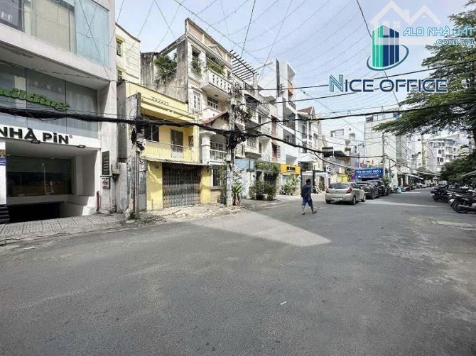 Bán Tòa Nhà 658/3 - 5 CMT8, Quận 3. DT: 7,8 x 18m. Hầm + 5 Tầng. Gần Tòa Nhà Viettel - 3