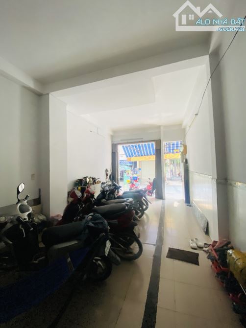Xuất Cảnh Giảm Mạnh 1.9 Tỷ còn 10.2 Tỷ Nhà MTKD đường số 2 CX Ra Đa P13 Quận 6 4x20 3 Tầng - 3