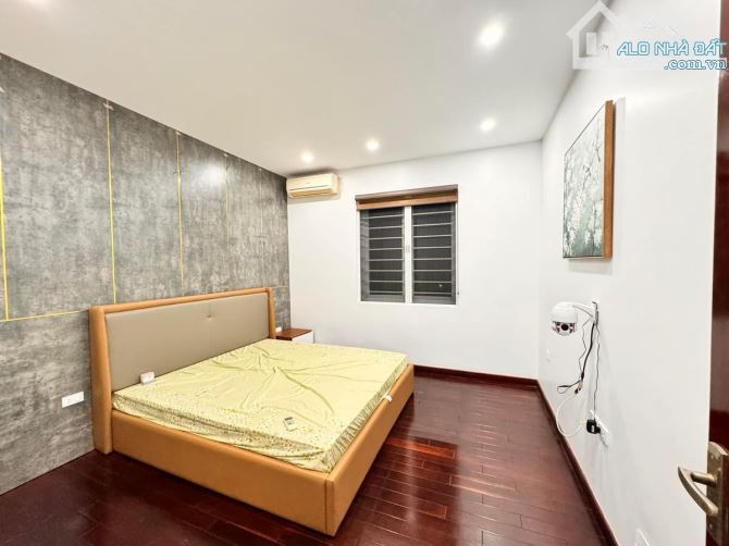 Tân Mai - Nhà đẹp lung linh - 93m*5T, Mt 7m - 15.2 Tỷ - 15m ra oto - 8