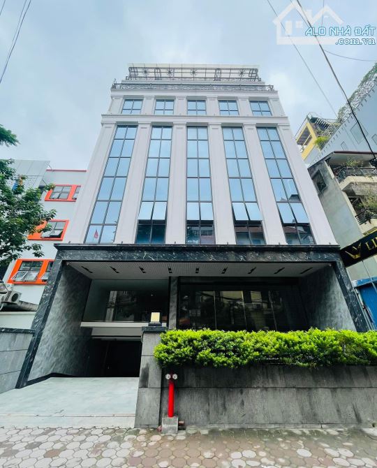 SIÊU PHẨM BUILDING VP MẶT PHỐ VÕNG THỊ: DT 220m2 - MT 13m - Giá chào 95 tỷ - 1