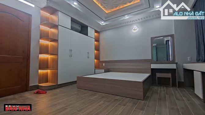 BIỆT THỰ KDC VEN SÔNG NGUYỄN BÌNH. 81M2. NGANG TO 7.3M2. XE HƠI NGỦ TRONG NHÀ. NỘI THẤT CC - 2