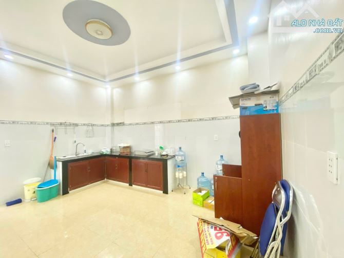 Cho thuê nhà đẹp mặt tiền kinh doanh spa văn phòng  1 trệt 2 lầu khu dân cư D2D - 2