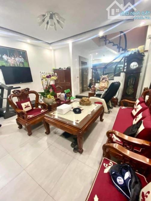 BÁN NHÀ LIỀN KỀ VIP NHẤT THANH XUÂN, NGÃ TƯ SỞ, ÔTÔ TRÁNH, THANG MÁY, KD, 96M, NHỈNH 30 TỶ - 2