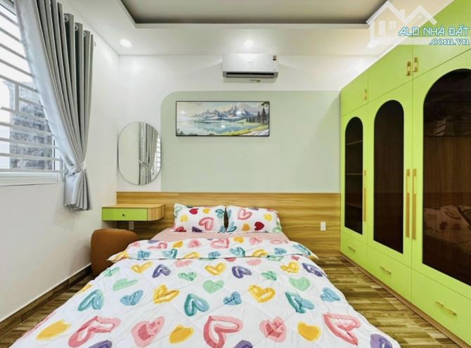 Hot!Chủ Xoay Vốn Cần Bán Gấp Nhà Đặng Minh Khiêm,P.4,Quận 11,Giá:2,88Tỷ/68,9m2 1Trệt 2Lầu - 4