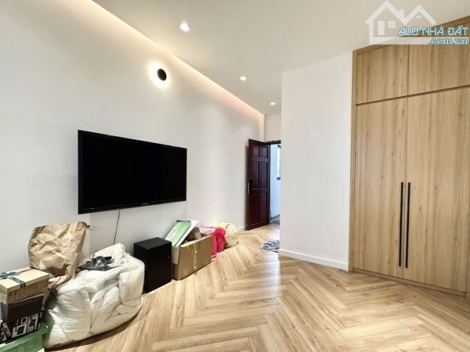 [PHÚ NHUẬN] BÁN NHÀ MẶT TIỀN ĐẶNG VĂN NGỮ - 72M² - GIÁ CHỈ 19.8 TỶ