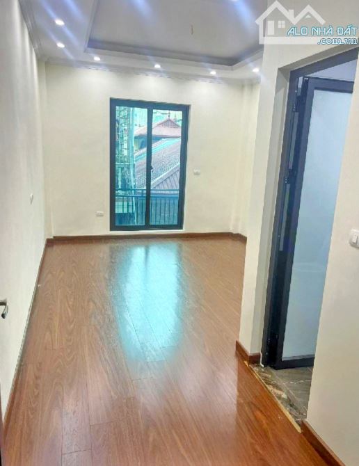 NHÀ SIÊU_ĐẸP - PHỐ HUY_DU - DT40M2 - PHÂN LÔ - THANG MÁY NHẬP KHẨU, 9.,2 TỶ.