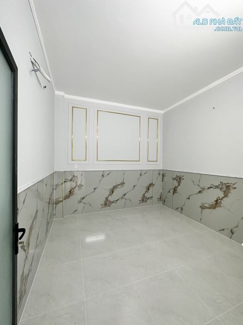 Bán gấp nhà sân vườn trước sau sát KDC Tân Phong, sổ riêng thổ cư, sau giáo xứ Thuận Hòa - 11