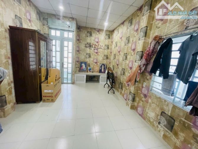 🏡 Nhà 3 Tầng Mới Đẹp - 3PN - Giá Chỉ 3.35 Tỷ - Hẻm Đình Nghi Xuân, Bình Tân! - 1