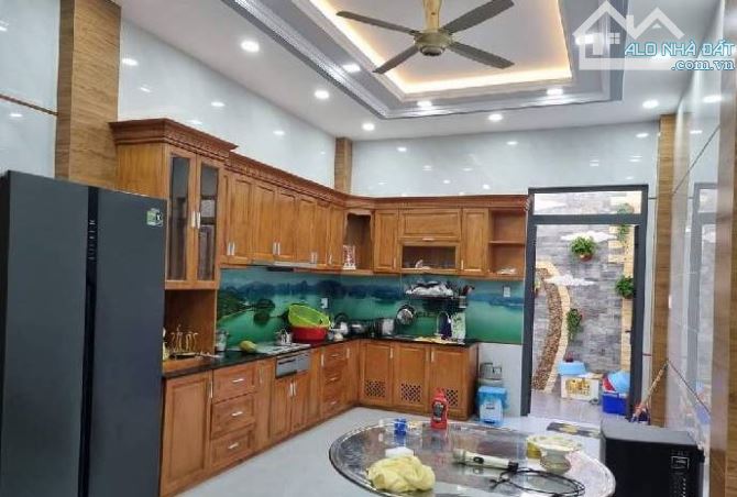 NHÀ BÁN PHÚ THỌ HOÀ TÂN PHÚ 70M2 HẺM O TO ĐẬU NGÀY ĐÊM - 1