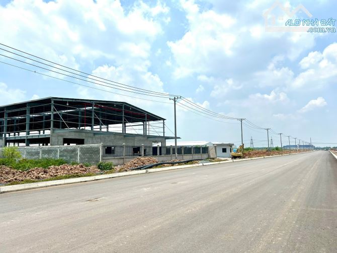 bán 3.600m2 đất skc trong khu công nghiệp hải sơn 15,5tỷ - 2