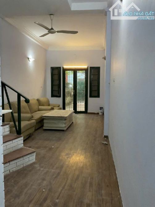 Nhà Tư Đình, Long Biên, 50m2, Nhà 4 tầng dân xây, MT 3.8m, Ô tô đổ cách 10m, giá 8.25 tỷ - 3