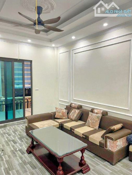 NHÀ SIÊU_ĐẸP - PHỐ HUY_DU - DT40M2 - PHÂN LÔ - THANG MÁY NHẬP KHẨU, 9.,2 TỶ. - 4