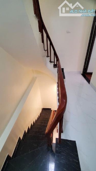 QUAN THỔ, ĐỐNG ĐA 5,2 tỷ HIẾM NHÀ BÁN - NHÀ MỚI ĐẸP Ở LUÔN * TRUNG TÂM QUẬN - TIỆN ÍCH BẠT - 7