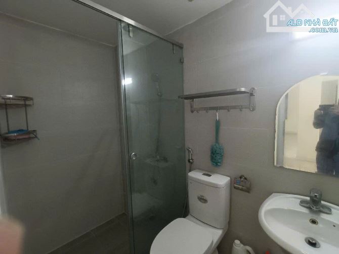 Nhà đẹp Hoàng Cầu, view vườn hoa, lô góc, mặt tiền 5m, chỉ 15,3 tỷ - 8