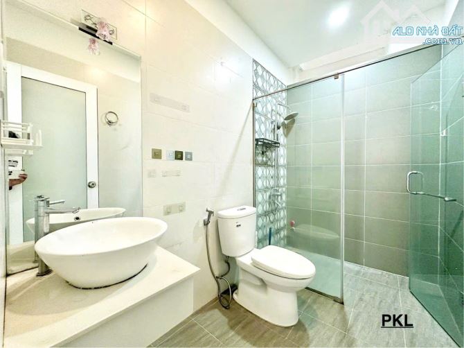 Căn hộ ban công 45m2, bếp xa giường, nội thất cơ bản gần Phan Đình Phùng, Phú Nhuận - 10