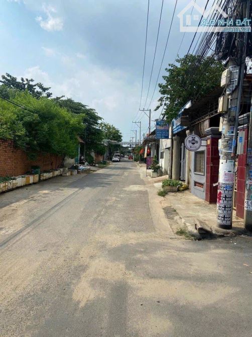 Bán nhà c4 kinh doanh góc 2 mặt tiền gần cây xăng 26 chỉ 3.5 tỷ 100m2 - 1