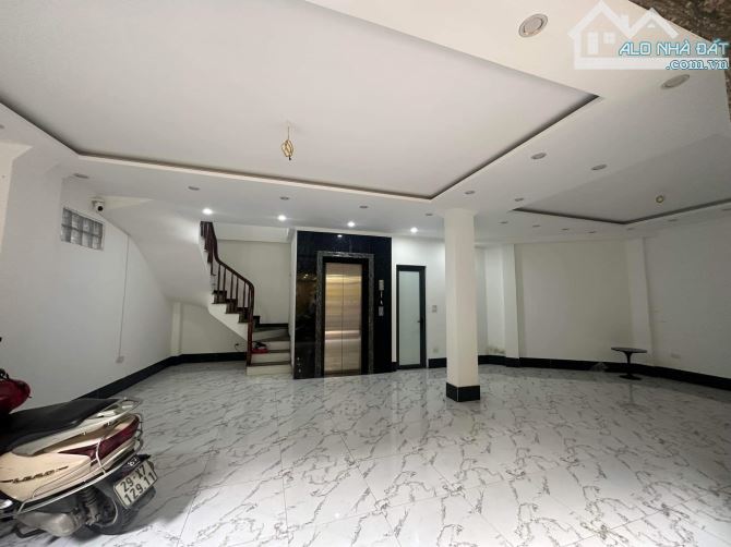BÁN NHÀ LÔ GÓC VŨ TRỌNG PHỤNG - 61M² X 8 TẦNG - MẶT TIỀN 10M - GIÁ 20.5 TỶ - 2