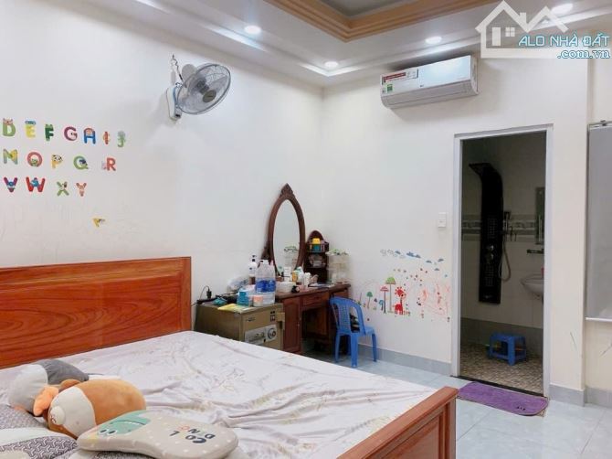 🏡 BÁN NHÀ  LÊ TRỌNG TẤN - BÌNH TÂN - HẺM XE TẢI - 5 TẦNG BTCT - GIÁ 6.8 tỷ(TL) - 2