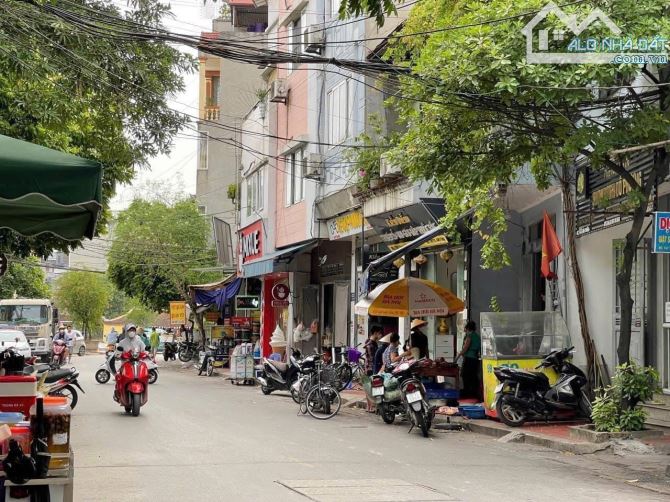 Bán siêu CCMN kết nối Nguyễn Xiển Vành đai 3 90m2 7 tầng thang máy 24PKK thu 1.4 tỷ - 2