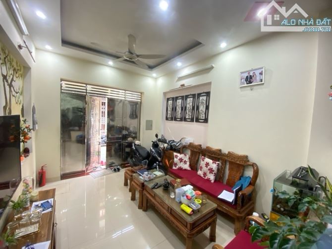Bán nhà 46m2 x 5 tầng. Ô tô đổ cửa. Long Biên, Gia Thụy, Nguyễn Văn Cừ, giá 8,3 tỷ - 3