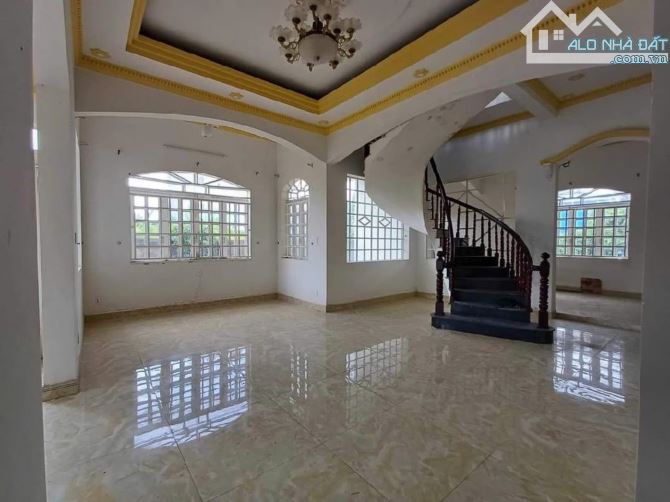 BIỆT THỰ MẶT TIỀN NGUYỄN DUY TRINH - NỞ HẬU - DT 1150M2 - PHÙ HỢP XÂY BUILDING - 5