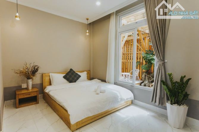 Cần bán biệt thự đường Quang Trung, p9, tp Đà Lạt. 200m² 3 tầg, 6phog, 16ty - 8
