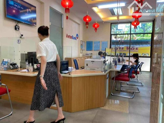 ⚜️ Tòa Văn Phòng 8T Lô góc 4 Thoáng Mặt phố Vũ Ngọc Phan, 100m2 MT 11m, Chỉ 49 Tỷ ⚜️