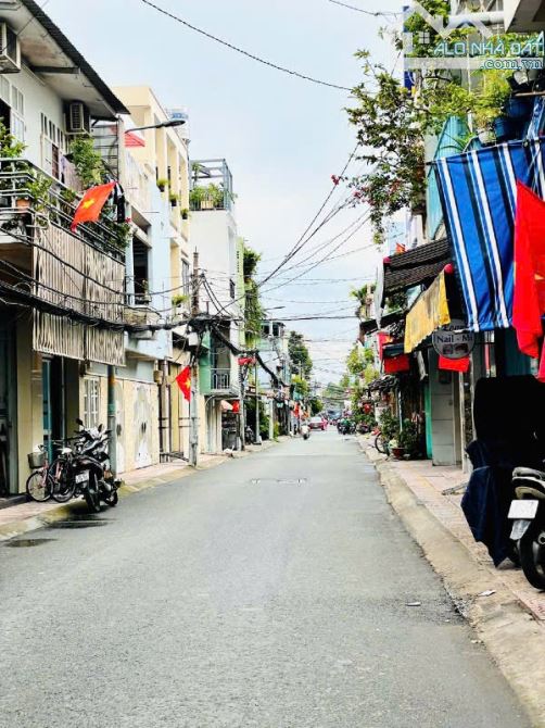 SIÊU TO KHỔNG LỒ - NGANG GẦN 6 MÉT DÀI 23M - SHCN 113M2 - NỞ HẬU XỊN XÒ C4 - PHÙ HỢP XÂY M - 1