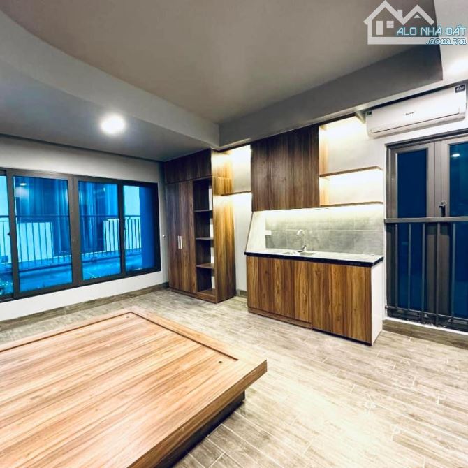 Apartment Xuân Diệu DT40m 8 tầng thang máy mặt tiền 5,2m ngõ trước nhà ba gác - 1