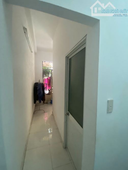 Bán nhà 3 tầng Trung tâm ĐN, 2 tỷ 800, 39 m2, 3PN, kiệt thông, đường Hoàng Diệu, Hải Châu - 2