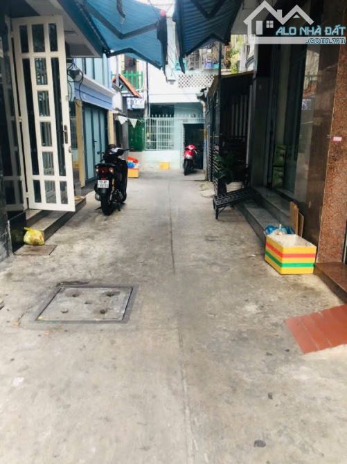 SIÊU TO KHỔNG LỒ - NGANG GẦN 6 MÉT DÀI 23M - SHCN 113M2 - NỞ HẬU XỊN XÒ C4 - PHÙ HỢP XÂY M - 3