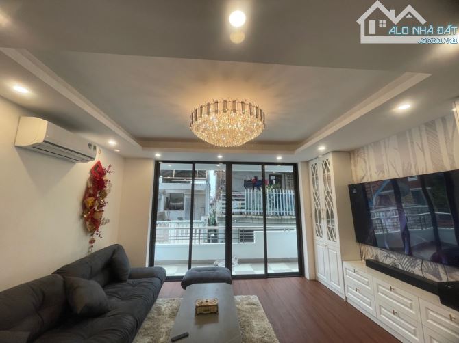 Nhà 4 tầng Hồng Tiến- Hoàng Như Tiếp- Bồ Đề- Long Biên. DT 47m2, Ô tô đổ cửa, giá 8.85 tỷ - 3