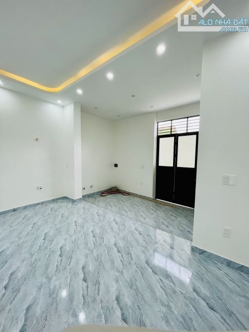 Hàng cực hiếm nhà 3 tầng 3 mặt ngõ cực thoáng ngõ ô tô 60m2 tại Nam Sơn giá chỉ 2,29 tỷ - 3