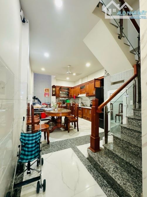 ĐỊNH CƯ Bán Nhà Đẹp 5 Tầng HXH Phan Đăng Lưu, 68m2, 10 Tỷ TL