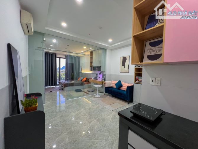 Phòng view sông 50m2 gần cầu Kênh Tẻ - 10