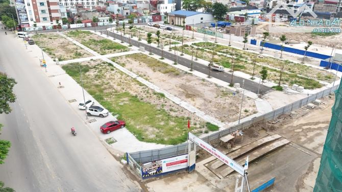 Bán Đất TĐC Kho 3 Mặt Đường Lê Thánh Tông 70m2 ngang 5 - 1