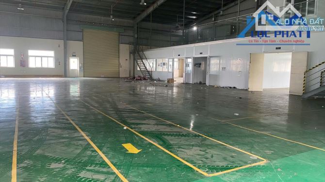 Cho thuê xưởng 2400m2 KCN Long Thành, Đồng Nai giá 5$ - 1