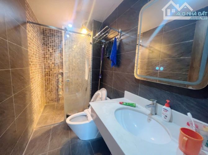 Cực hiếm- Nguyễn Văn Cừ- Ngọc Lâm- Long Biên- 6 tầng- gara Ô tô- thang máy. Giá 9.5 tỷ - 1